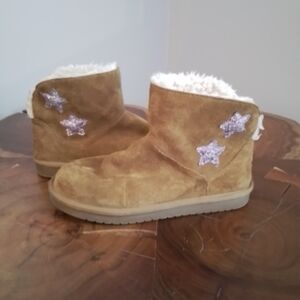 KOOLABURRA By UGG Koola Faux Fur Lined Star Mini Boot